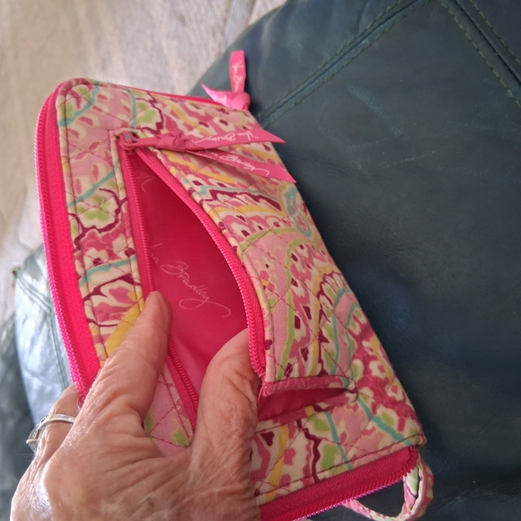 Vera Bradley lot of 2 EUC. With Card Holder - Picture 9 of 9